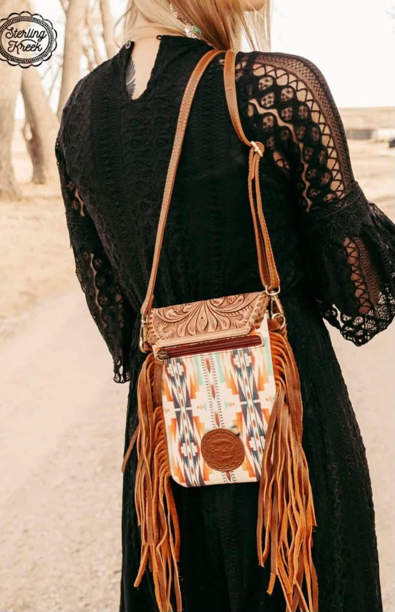 Crossbody purse